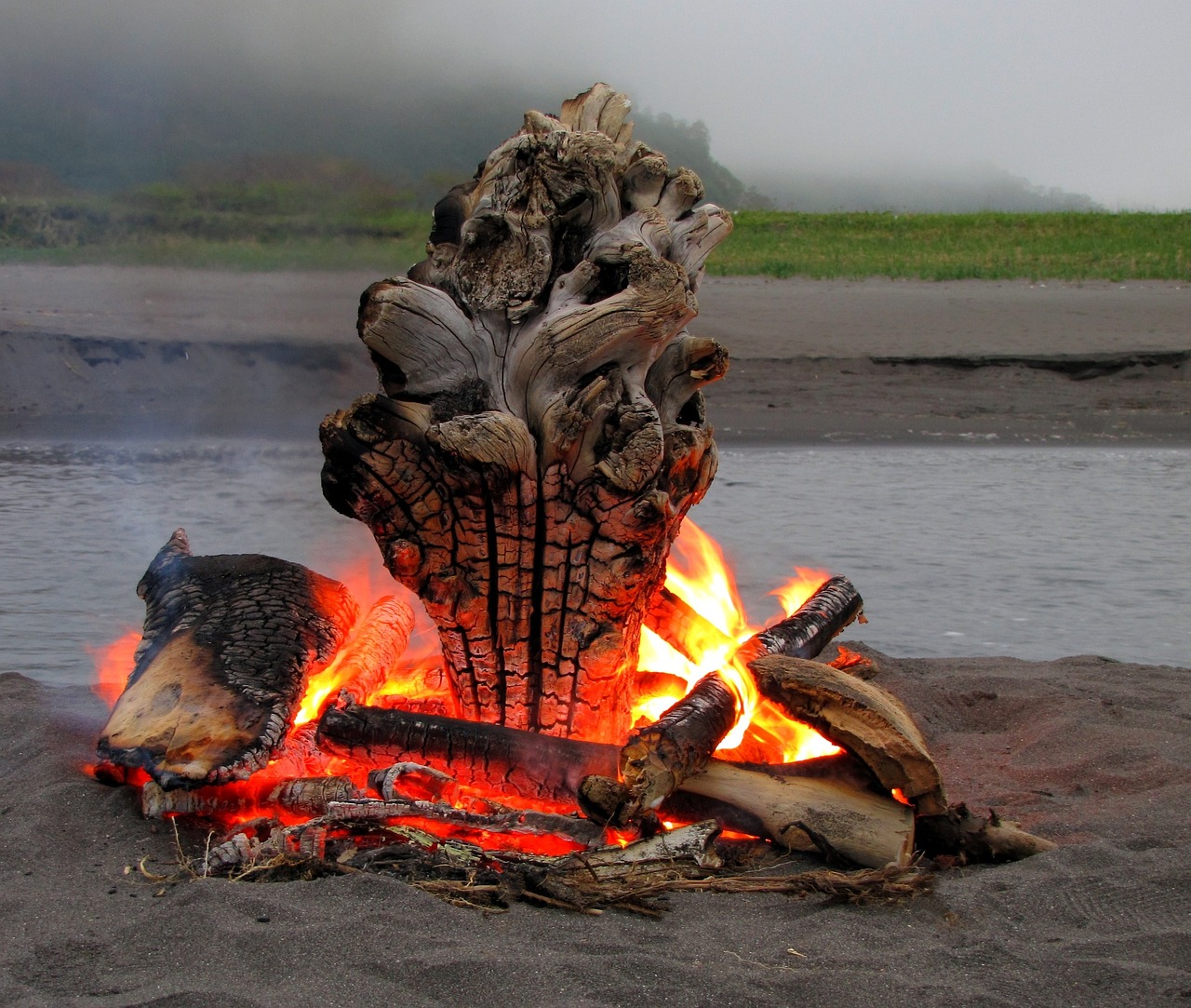 Prepare for Winter: DIY Wooden Firewood Rack